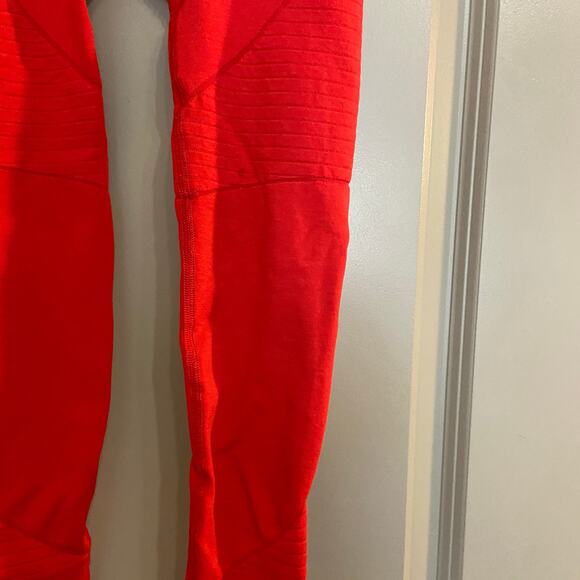 Alphalete Athletics Women's Size XS Formula Red Revival R6 Leggings - Picture 8 of 9